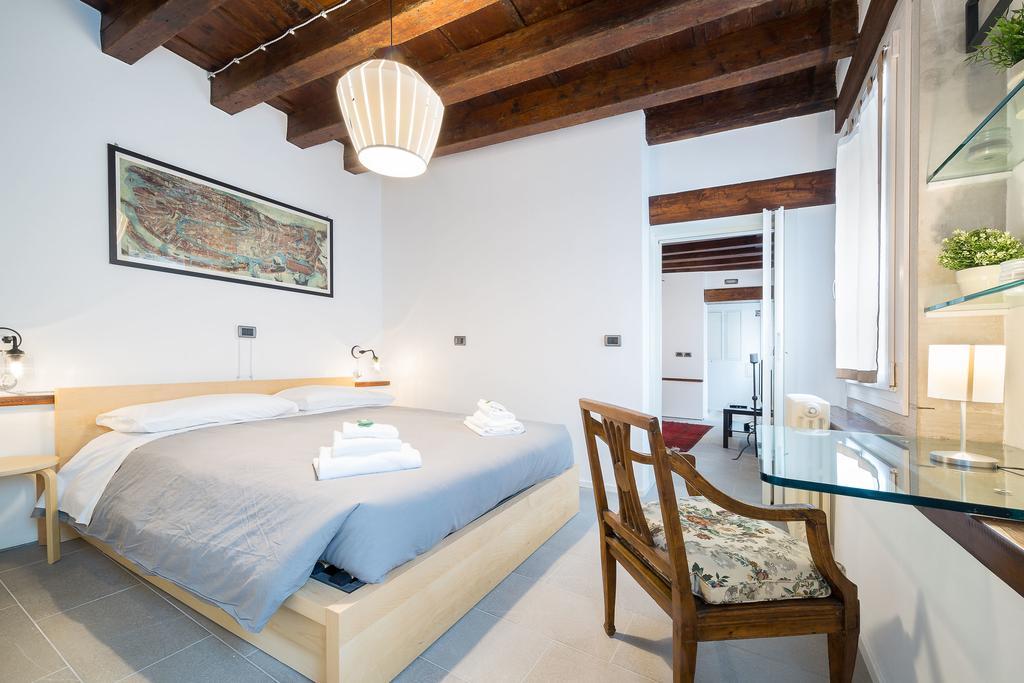 Ve.N.I.Ce Cera Casa Santo Stefano Leilighet Venezia Eksteriør bilde